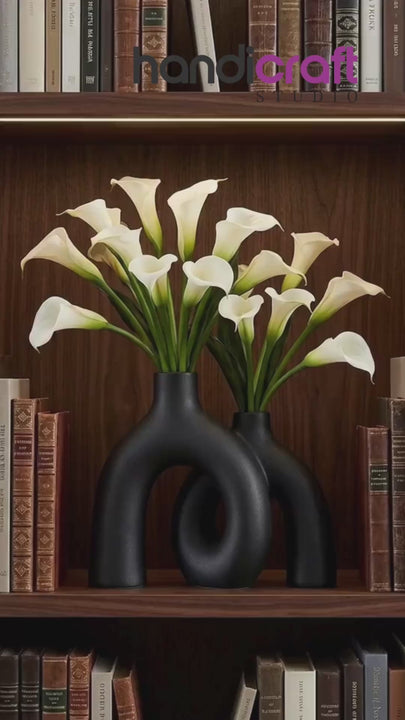 Black Hug Donut Vase
